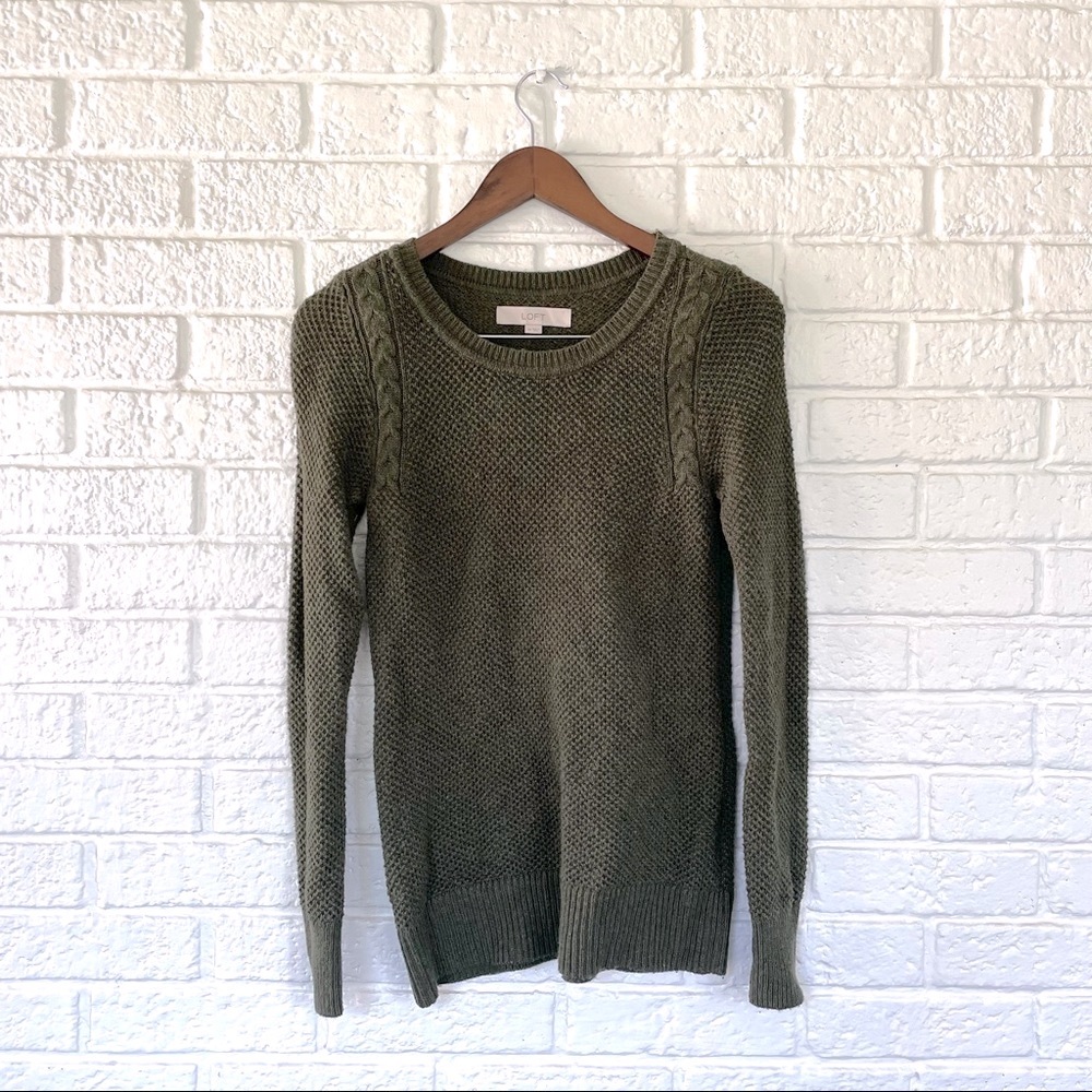 LOFT moss green cable knit cotton/wool sweater size XS